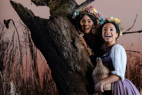 Tanya Reynolds and Siena Kelly in 1536 at Ambassador's Theatre, London
