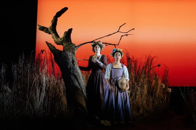 Tanya Reynolds and Siena Kelly in 1536