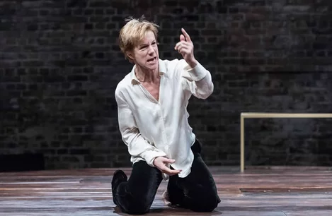 Mary Stuart Duke of York's Theatre Juliet Stevenson