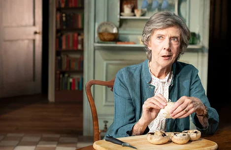  Dame Eileen Atkins in The Height of the Storm London - West End Theatre