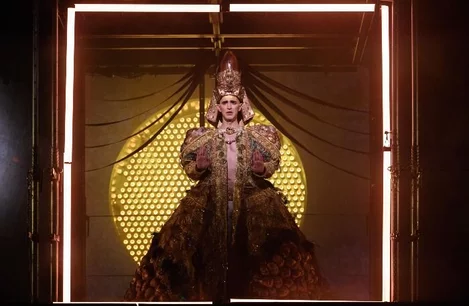 Anthony Roth Costanzo in Akhnaten at London Coliseum