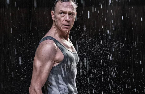 Ben Daniels in Medea at Sohoplace in London