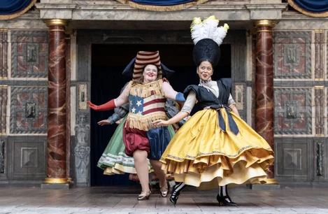 The cast of Princess Essex at the Globe Theatre