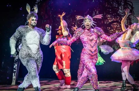 The cast of Shrek The Musical