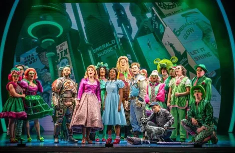 The cast of The Wizard Of Oz musical