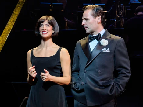 Lissa Deguzman and Max Von Essen in Chicago on Broadway