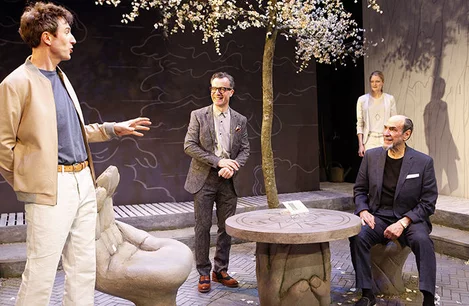 Daniel Weyman, Jonathan Cullen, Naomi Frederick in The Mentor, London