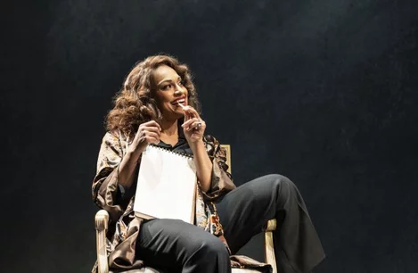 Danielle De Neise in Aspects of Love