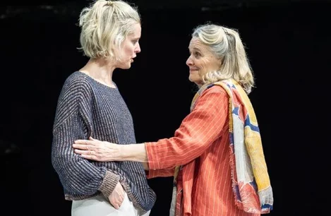 Denise Gough and Sinead Cusack in People, Places & Things