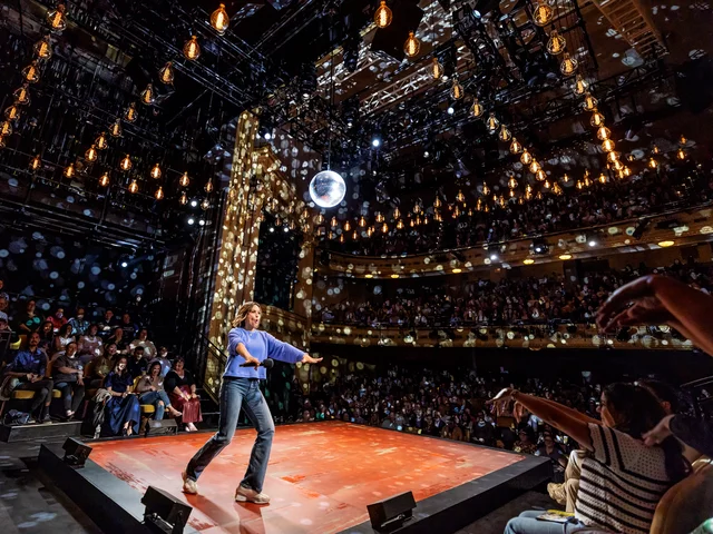Mariska Hargitay stars in Every Brilliant Thing on Broadway