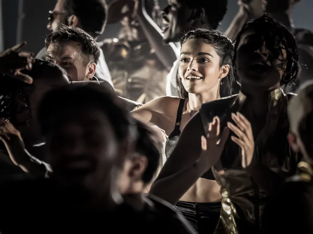 Rachel Zegler in Evita