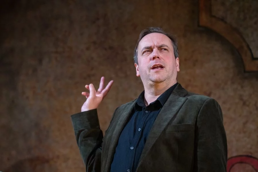 Dan Tetsell in Ghost Stories