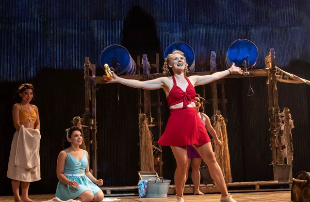 Gina Beck (Nellie Forbush) and the company of South Pacific at Sadler's Wells