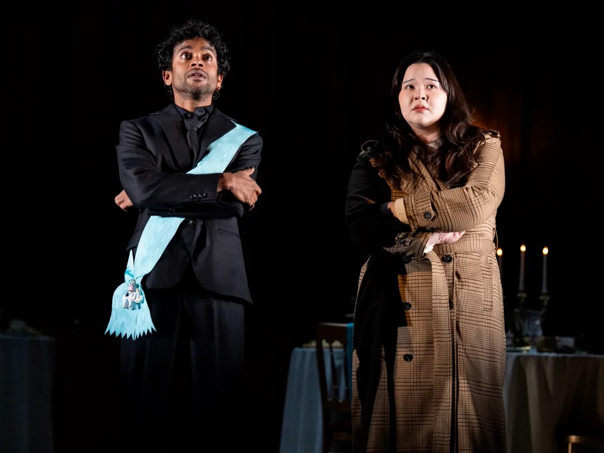 Hiran Abeysekera as Hamlet and Tessa Wong as Horatio at the National Theatre