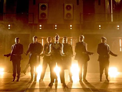 Hamlet Hail to the Thief transfers from the RSC