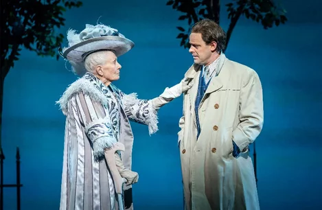 Vanessa Redgrave (Mrs. Higgins) and Harry Hadden-Paton (Henry Higgins) in My Fair Lady