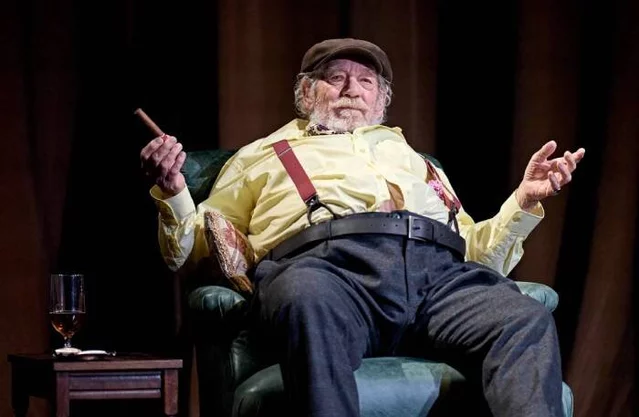 Ian McKellen as Falstaff in Player Kings
