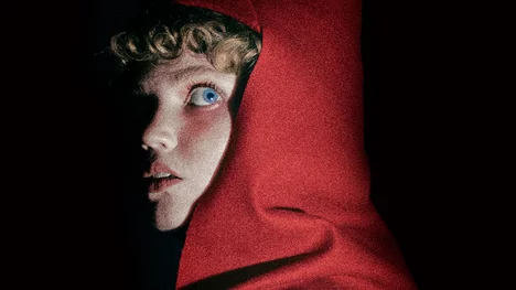 Gracie McGonigal as Red Ridinghood in Into the Woods