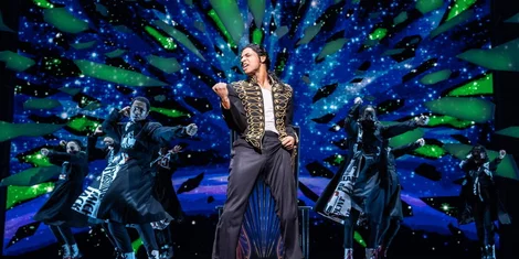 Jamaal Fields Green in MJ the Musical