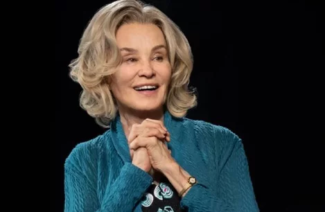 Jessica Lange in Mother Play on Broadway