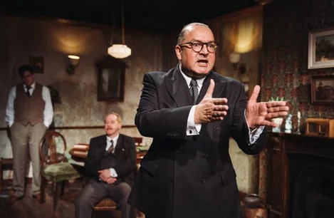 Julius D'Silva as Kurt Dibner in Farm Hall