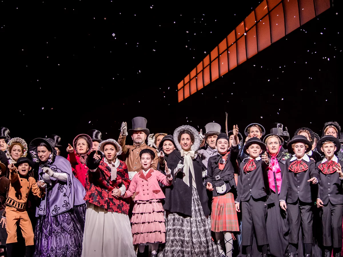 The chorus of La Boheme