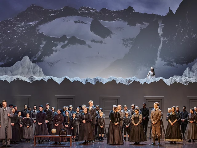 The cast of La Sonnambula