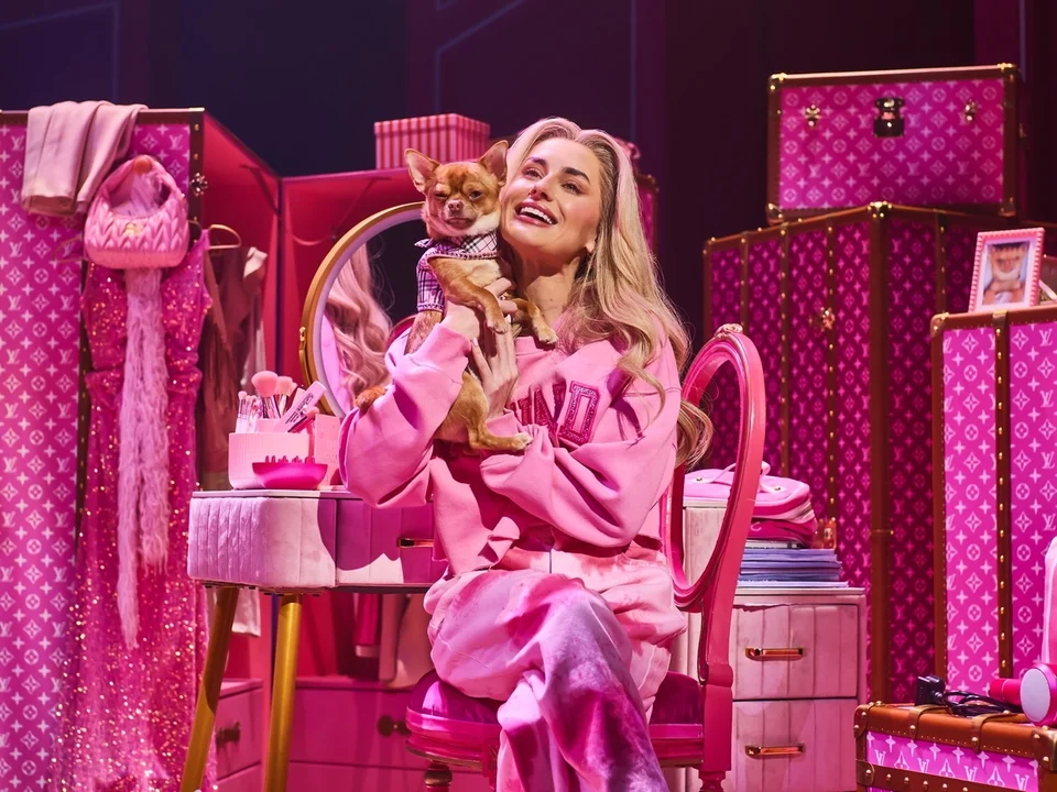 Amber Davies brings Elle Wood to the London Coliseum in Legally Blonde