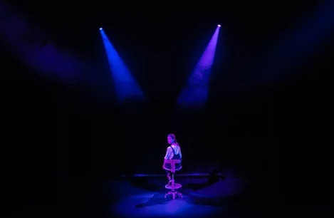 Liz Kingsman in One Woman Show Off-Broadway