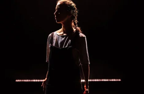 Liz Kingsman in One Woman Show Off-Broadway