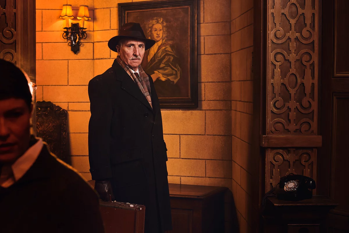 Christopher Wright as Major Metcalf in The Mousetrap