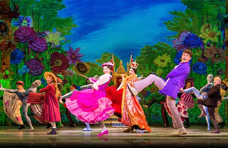 Zizi Strallen, Charlie Stemp and the cast of Mary Poppins at Prince Edward Theatre