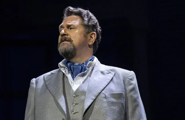 Michael Ball in Aspects of Love