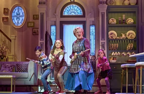 Mrs. Doubtfire entertains the children in Mrs. Doubtfire the Musical