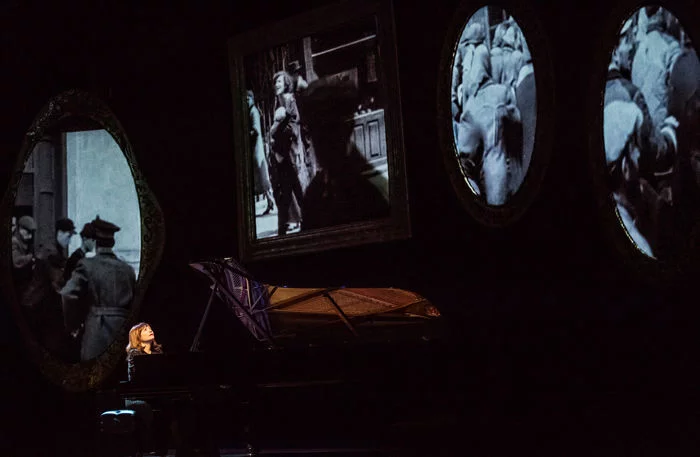 The Pianist of Willesden Lane - St Jame Theatre London