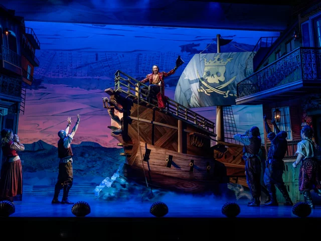 Ramin Karimloo in Pirates of Penzance on Broadway
