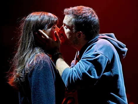 Olivia Popica (Isabel) and Jonathan Bailey (Richard) in Richard II