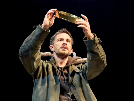 Jonathan Bailey in Richard II