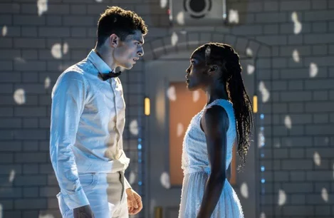Rory Macleod and Monique Jonas in Matthew Bourne's Romeo and Juliet