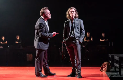 Sam Troughton (Larry) and Jack Farthing (Dan) in Closer at Lyric Hammersmith Theatre