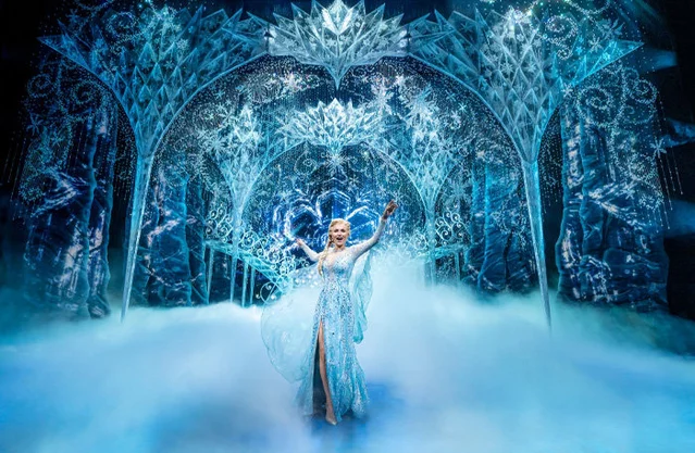 Samantha Barks (Elsa) performs "Let It Go" in Frozen the Musical