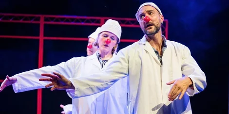 Showstopper! London West End cast