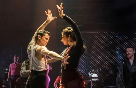 Jonny Labey and Zizi Strallen in Strictly Ballroom