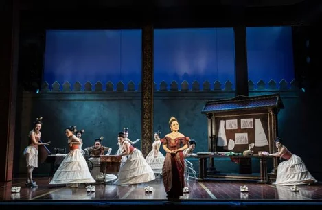 The cast of The King and I at the Dominion Theatre