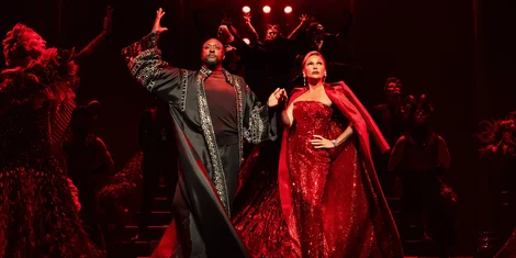 Matt Henry and Vanessa Williams star in The Devil Wears Prada