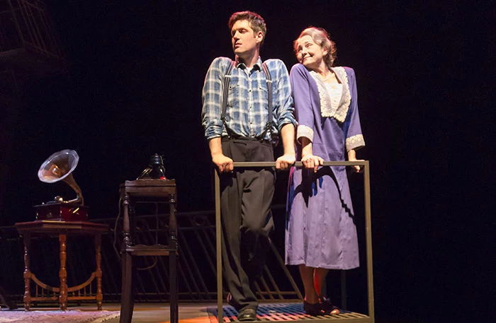 The Glass Menagerie - Play - Cherry Jones