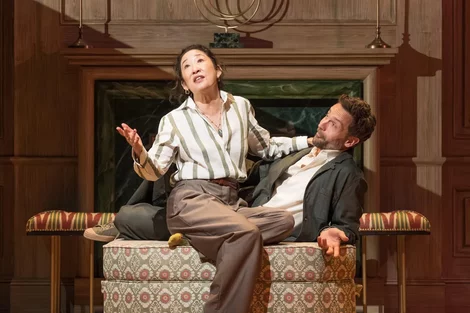 Sandra Oh and Tom Mison in The Misanthrope