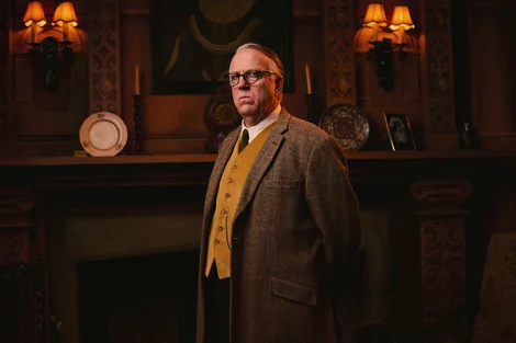 Major Metcalf (James Staddon) in The Mousetrap