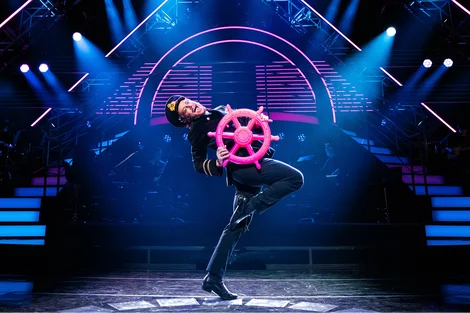Frankie Grande in Titanique on Broadway
