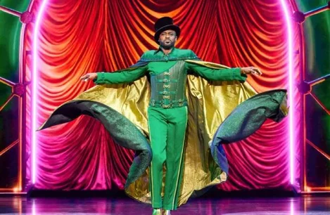 Wayne Brady in The Wiz on Broadway